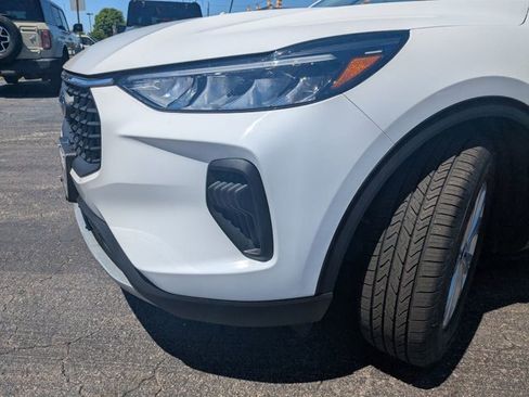 Certified 2023 Ford Escape Active FWD image 5