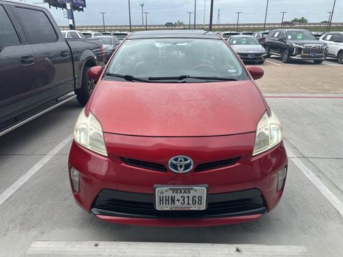 Used 2012 Toyota Prius Three w/ Solar Roof Pkg FWD image 2
