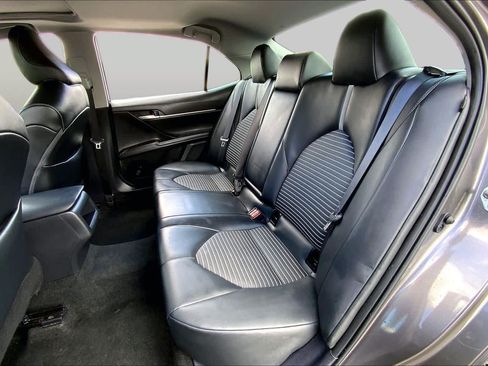 Used 2024 Toyota Camry SE w/ Cold Weather Package FWD image 20