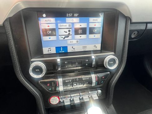 Used 2016 Ford Mustang Premium RWD image 21