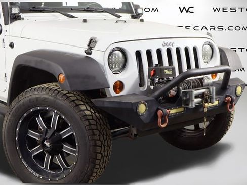 Used 2011 Jeep Wrangler Unlimited Sport image 33
