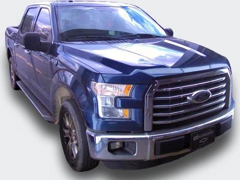 Used 2015 Ford F150 XLT w/ Equipment Group 302A Luxury image 9