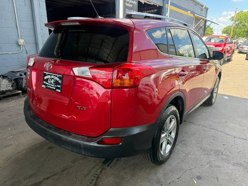 Used 2015 Toyota RAV4 XLE FWD image 7