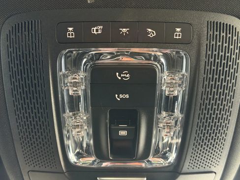 Used 2020 Mercedes-Benz GLB 250 image 39