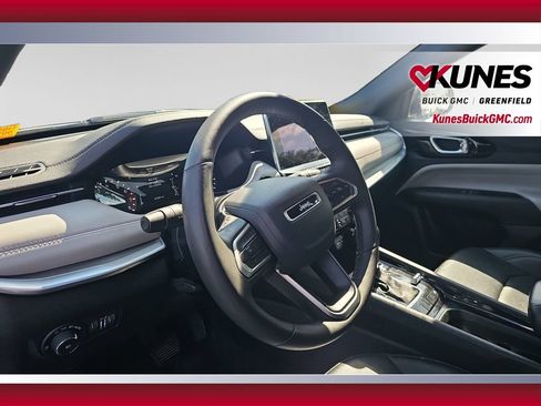 Used 2025 Jeep Compass Limited AWD/4WD image 15