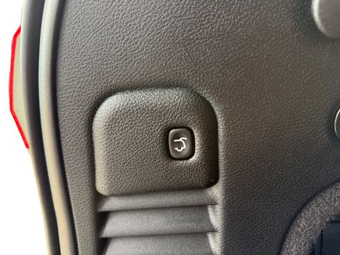 Used 2014 Jeep Grand Cherokee Summit AWD/4WD image 11