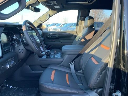 New 2026 GMC Sierra 1500 AT4 w/ AT4 Premium Package image 12