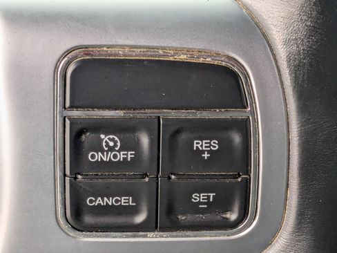 Used 2015 Jeep Wrangler Rubicon image 16