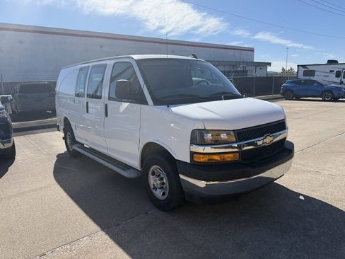Used 2024 Chevrolet Express 2500 w/ Driver Convenience Package image 3