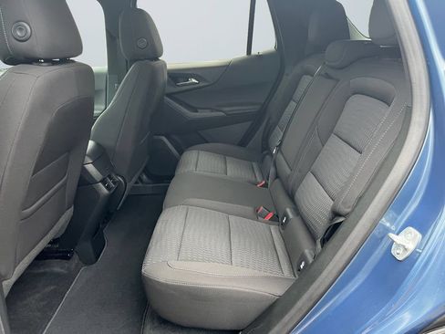 Used 2026 Chevrolet Equinox LT FWD image 13