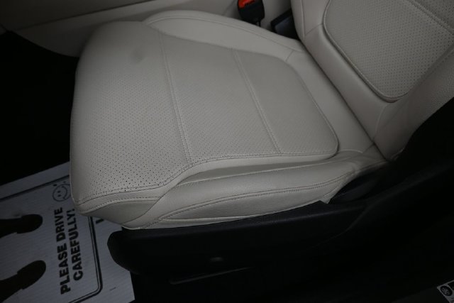 Used 2023 Mercedes-Benz GLC 300 4MATIC image 22