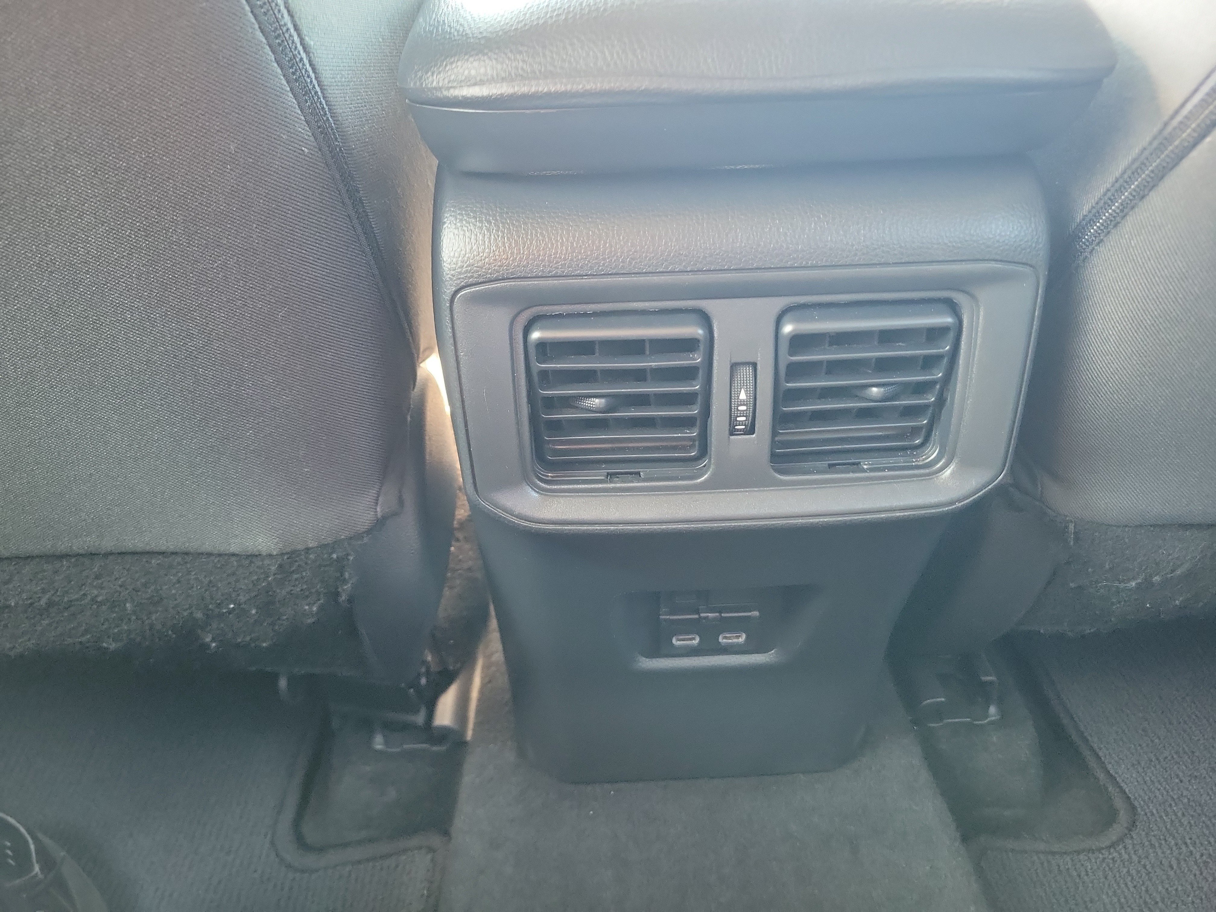 Used 2024 Toyota RAV4 XLE w/ Convenience Package FWD image 14