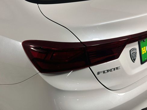 Used 2023 Kia Forte LXS FWD image 35