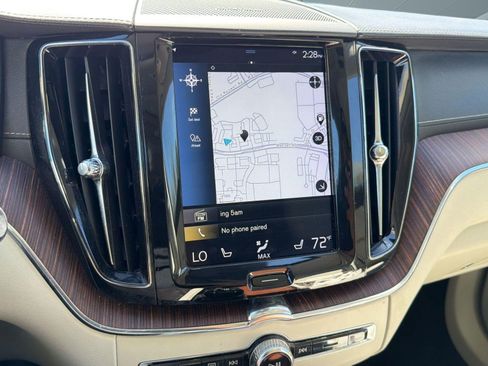 Used 2019 Volvo XC60 T5 Inscription image 22