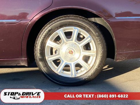 Used 2009 Cadillac DTS image 9