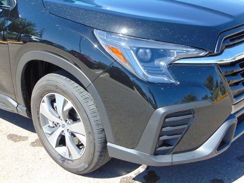 Used 2025 Subaru Ascent Premium AWD/4WD image 2