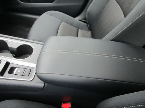 Used 2025 Nissan Altima 2.5 SV w/ SV Special Edition Package image 36