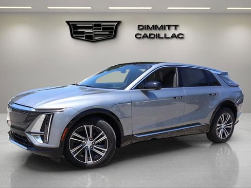 New 2025 Cadillac Lyriq Luxury image 1