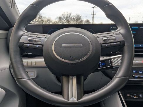 Certified 2024 Hyundai Kona SEL w/ Convenience Package image 22