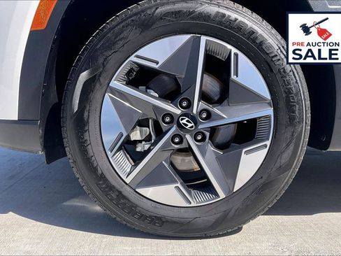 Used 2025 Hyundai Tucson SEL FWD image 8