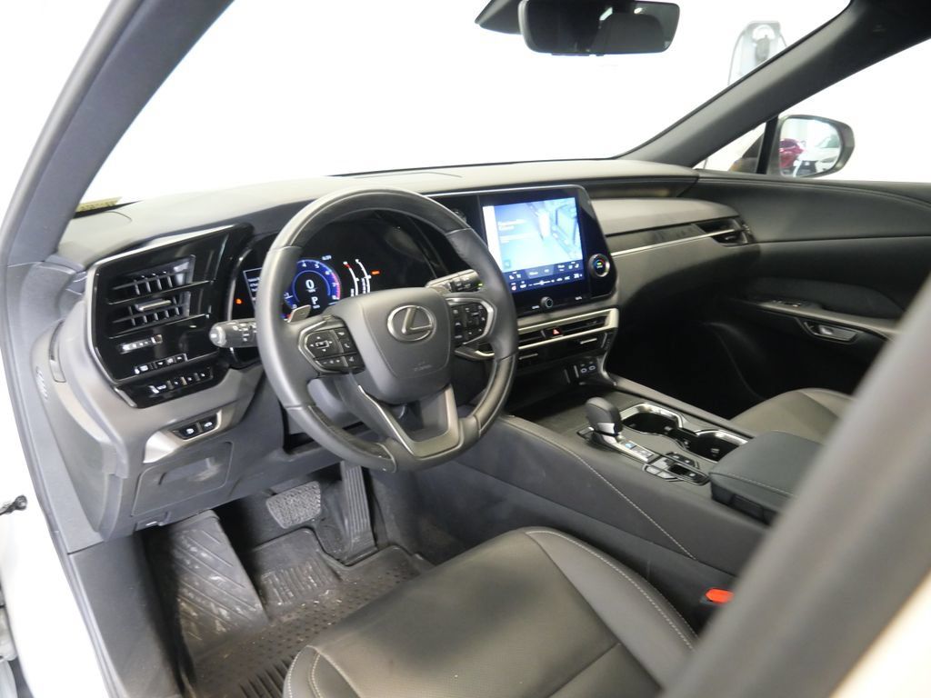 Used 2023 Lexus RX 350 Premium w/ Accessory Package AWD/4WD image 11