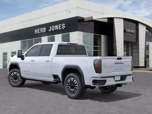New 2026 GMC Sierra 2500 Denali Ultimate AWD/4WD image 3