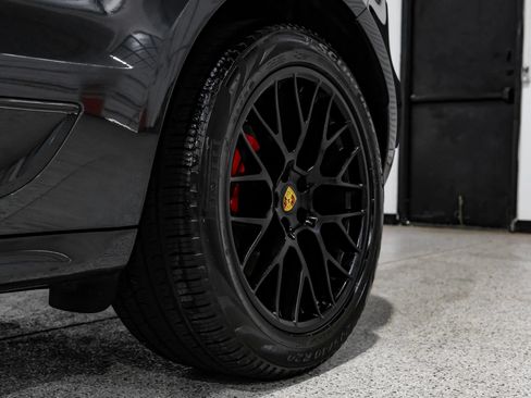 Used 2017 Porsche Macan GTS w/ Premium Package Plus AWD/4WD image 80