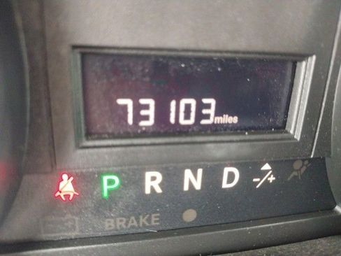 Used 2019 Dodge Grand Caravan SE w/ UConnect Hands-Free Group image 18