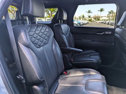 Used 2022 Hyundai Palisade Calligraphy image 20
