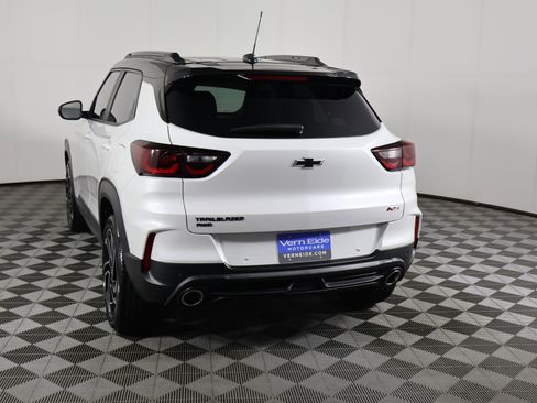 Used 2025 Chevrolet TrailBlazer RS w/ Convenience Package image 7