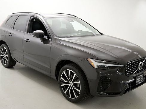 Certified 2023 Volvo XC60 B5 Plus w/ Protection Package Premier AWD/4WD image 4