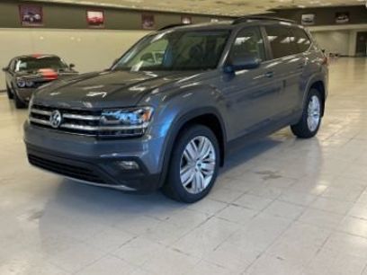 Used 2020 Volkswagen Atlas SE w/ Panoramic Sunroof Package