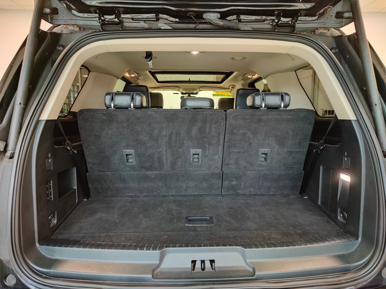 Used 2023 Ford Expedition XLT AWD/4WD image 14