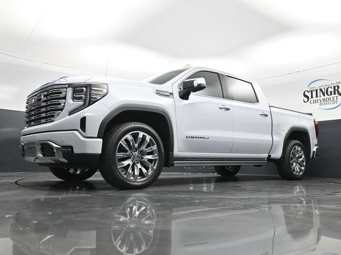 Used 2026 GMC Sierra 1500 Denali w/ Denali Reserve Package AWD/4WD image 28