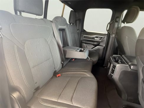 Used 2019 RAM 1500 Big Horn image 34