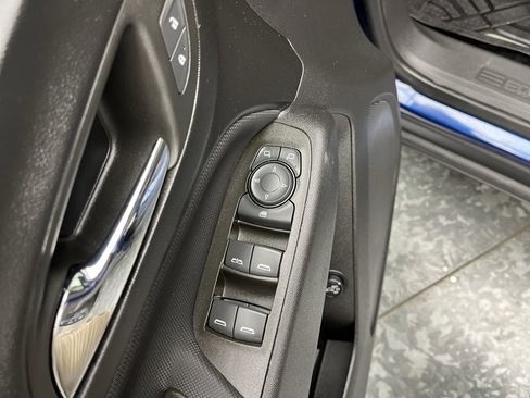 Used 2023 Chevrolet Equinox RS AWD/4WD image 8