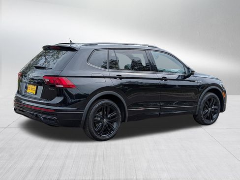 Used 2022 Volkswagen Tiguan SE R-Line AWD/4WD image 7
