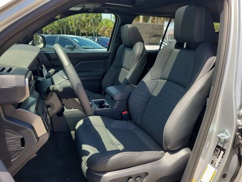 New 2026 Toyota 4Runner TRD Off-Road Premium AWD/4WD image 17