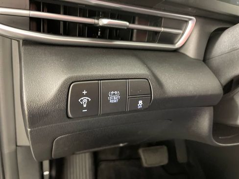 Certified 2025 Hyundai Elantra Hybrid FWD image 29