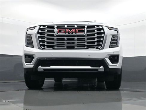 New 2026 GMC Yukon XL Denali image 24