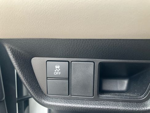Used 2024 Honda HR-V EX-L image 13