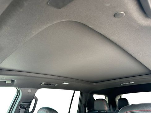 Used 2024 Chevrolet Traverse RS w/ LPO, Floor Liner Package AWD/4WD image 14