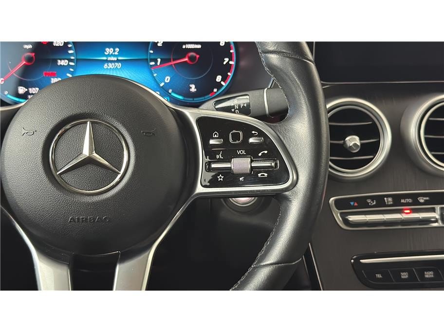 Used 2020 Mercedes-Benz GLC 300 image 29