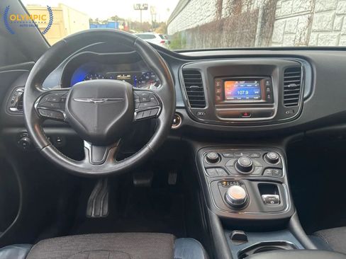 Used 2015 Chrysler 200 S image 20
