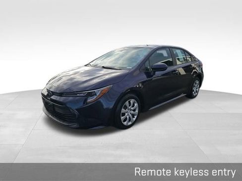 Used 2024 Toyota Corolla LE image 10