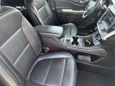 Used 2023 GMC Acadia SLT image 38