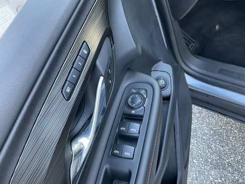 Used 2020 GMC Terrain SLT w/ Preferred Package image 8