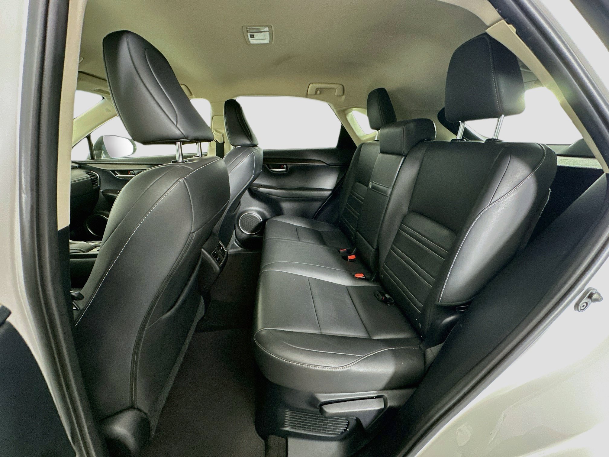 Used 2016 Lexus NX 200t FWD w/ Accessory Package image 27