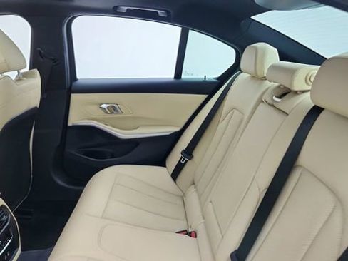 Used 2025 BMW 330i Sedan RWD image 29