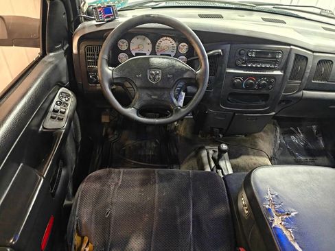 Used 2003 Dodge Ram 3500 Truck SLT AWD/4WD image 4